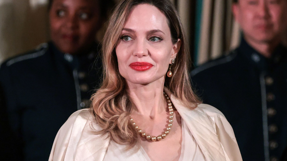 Angelina Jolie Receives Eight-Minute Standing Ovation for ‘Maria’ at Venice Film Festival